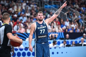 東契奇：有時(shí)候必須說一些不想說的話 但這就是成為領(lǐng)袖的一部分