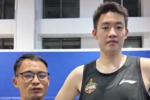 寧波男籃曬訓練視頻：健身小課堂開課 死蟲式+側橋支撐+鳥狗式