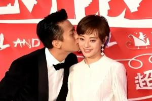 孫儷：鄧先生為了打籃球都第幾次拿拐杖了？鄧超：926次??