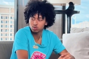 朱正：我總是在家吃中國(guó)菜 最喜歡的中國(guó)菜是炒飯 母親不做飯