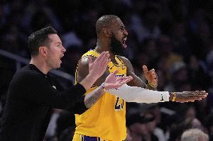 雷迪克：我從不將詹姆斯的表現(xiàn)視為理所當(dāng)然 對(duì)他的期待不會(huì)改變