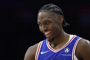 馬克西：我現(xiàn)在越來越敢于直言 不僅因更年長(zhǎng)而且還更因?yàn)橄脍A球