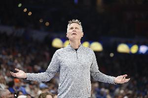 上陣父子兵！Spears：科爾兒子晉升為勇士隊(duì)助理教練