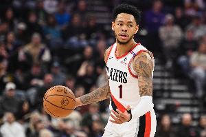 史蒂文斯：安芬尼-西蒙斯是出色得分手 我們得激勵他做真實的自己