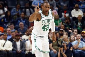 39歲118天！勇記：和在波士頓一樣 霍福德新賽季預(yù)計(jì)不打背靠背