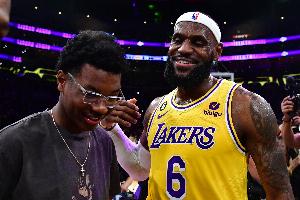 會和布萊斯父子同臺？詹姆斯：我不會等他 我們有各自的時間表