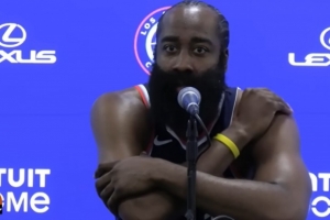 哈登：比爾曾和另外兩位球星搭檔但效果不理想 我經歷過類似情況