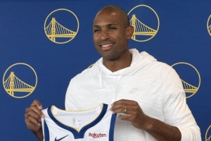 霍福德：此前和勇士球員只是對(duì)手&沒(méi)啥私交 這一切都是全新的