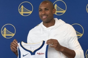 霍福德：這個(gè)休賽期不尋常一直在等待 但我全程關(guān)注點(diǎn)都在訓(xùn)練上