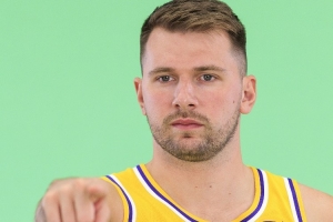 八村塁：東契奇變得更加專注了 現(xiàn)在更像一位領(lǐng)袖了