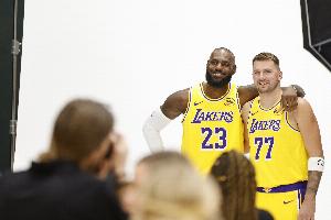 雷迪克：今天的對(duì)抗訓(xùn)練效果不錯(cuò) 詹姆斯連續(xù)兩天完成了個(gè)人訓(xùn)練