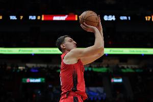 約維奇：我們必須要像步行者那樣打快些 去尋找自己在場上的角色