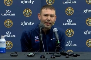 阿德?tīng)柭簳?huì)讓瓦蘭約基奇一起出場(chǎng) 瓦蘭的能力有目共睹