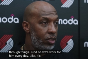 比盧普斯：每天都會(huì)加練楊瀚森 他一直在學(xué)英語(yǔ)和看錄像