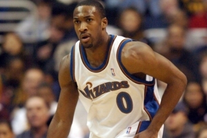 大將軍：身無(wú)分文的NBA球員才會(huì)自律 賺到錢后想自律都很難