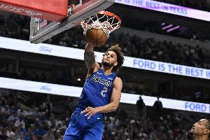 萊夫利：不刻意外線出手 但若每場(chǎng)進(jìn)2-3個(gè)三分并搶很多板那會(huì)很棒