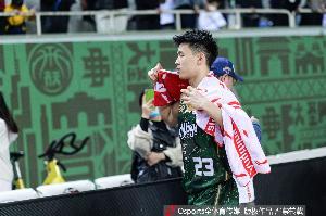 林葳最強(qiáng)校友都有誰？鴨王&狄龍在列 包含WNBA的同年狀元和榜眼！