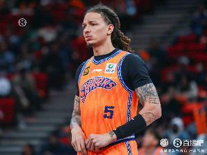 上賽季場均10.5分6.2板！媒體人：前上海外援DJ-威爾遜加盟吉林隊