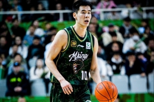 加強(qiáng)投射！郭昊文曬訓(xùn)練視頻：每天進(jìn)步一點(diǎn)點(diǎn)