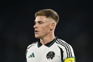 巴恩斯：上賽季沒(méi)參加歐戰(zhàn)很受傷，現(xiàn)在這才是我們想要的