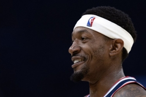 僅得5分！盧：比爾打得不錯(cuò) 我得多給他設(shè)計(jì)戰(zhàn)術(shù) 讓他更多持球