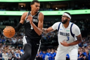 文班亞馬跨濃眉；費(fèi)城的新小艾；楊瀚森首戰(zhàn)