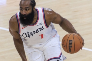 如何看待球隊首發(fā)？哈登：天賦異稟 我們能制造各種錯位優(yōu)勢