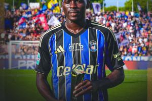 記者：外租比薩期間表現(xiàn)出色，國米球探現(xiàn)場考察小將阿金桑米羅