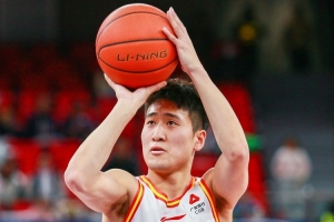 炸裂?。〗獋扇\(yùn)會18投13中&三分16中11爆砍41分