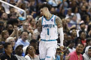 已缺陣3場(chǎng)！黃蜂主帥：三球已進(jìn)行了少量訓(xùn)練 他每天都在變得更好