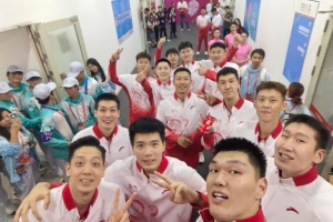 胡明軒：每一分拼下來的努力都值得?? 這塊金牌屬于我們所有人