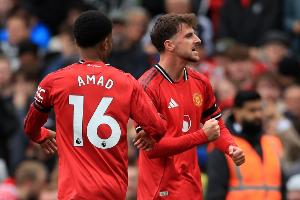 熱刺此前被罰7.5萬磅！一球迷涉嫌對(duì)芒特進(jìn)行言語辱罵被捕