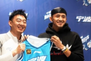 重返CBA！卡米然曬與寧波簽約視頻：終點(diǎn)雖很遙遠(yuǎn) 歸來仍是少年