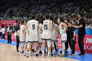 媒體人：廣東女籃接下來會撐起中國女籃的半邊天嗎？我們拭目以待