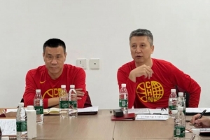 中國(guó)男籃召開(kāi)集訓(xùn)入隊(duì)會(huì) 郭士強(qiáng)要求所有人要提高重視程度