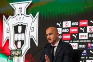 葡萄牙主帥：有C羅、門德斯和內(nèi)托會更好，我們無需計算器去算分