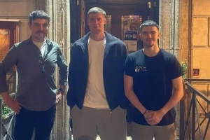 心系愛爾蘭！埃文·弗格森在酒吧觀戰(zhàn)，見證球隊(duì)神奇逆轉(zhuǎn)匈牙利