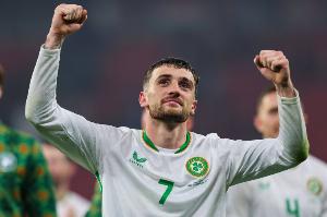 愛爾蘭英雄！23歲帕洛特世預(yù)賽2場包辦5球，搶6分帶隊殺進(jìn)附加賽