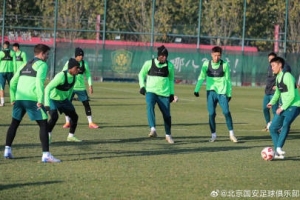 這兩天氣溫下降相當明顯 大家在認真工作的同時，也要做好保暖哦