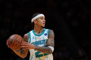 有點(diǎn)受傷！特雷·曼恩腳部不適 黃蜂喊停將其換下