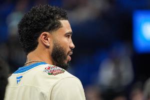 塔圖姆本季復(fù)出？小托馬斯：他是天生競(jìng)爭(zhēng)者 我認(rèn)為他應(yīng)該慢慢來(lái)