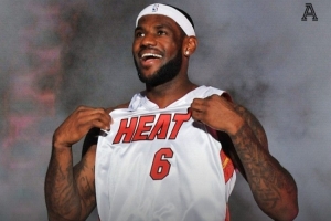 TA評(píng)選出了21世紀(jì)十大球員變動(dòng)：老詹決定排第一&個(gè)人三次上榜