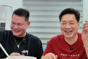 不是一瓶量？李春江to朱芳雨：現(xiàn)在我喝不過(guò)你 以前也喝不過(guò)你