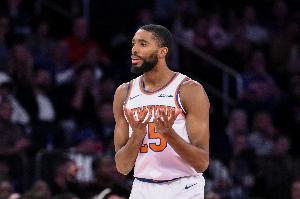 白熱化！米卡爾·布里奇斯外線果斷出手 三分命中扳平比分