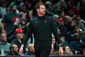 拓記：65.6%的罰球命中率真的會被懲罰 26個進(jìn)攻籃板最終成為徒勞