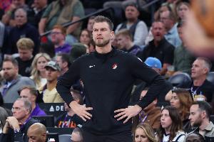 5名后衛(wèi)缺陣！球隊(duì)當(dāng)下最需要的是什么？斯普利特：一名后衛(wèi)