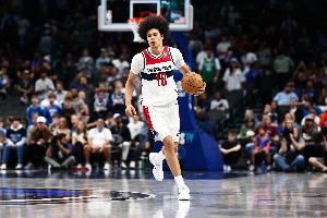 身手全面！凱肖恩·喬治17中8&三分8中4砍下23+7+7 填滿數(shù)據(jù)欄