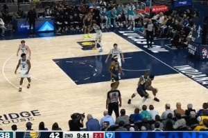 太難了吧！西卡面對迪亞巴特 不調(diào)整翻身壓哨打板長兩分！