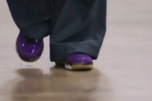 庫(kù)里穿韋德之道1代！韋德：感謝你對(duì)我12年前款式的支持和喜愛(ài)