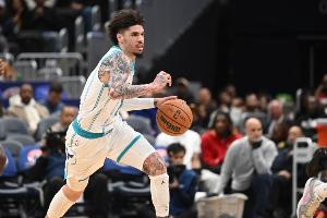 美記：拉梅洛·鮑爾對黃蜂的不滿日益加劇 并愿意接受交易離隊(duì)！